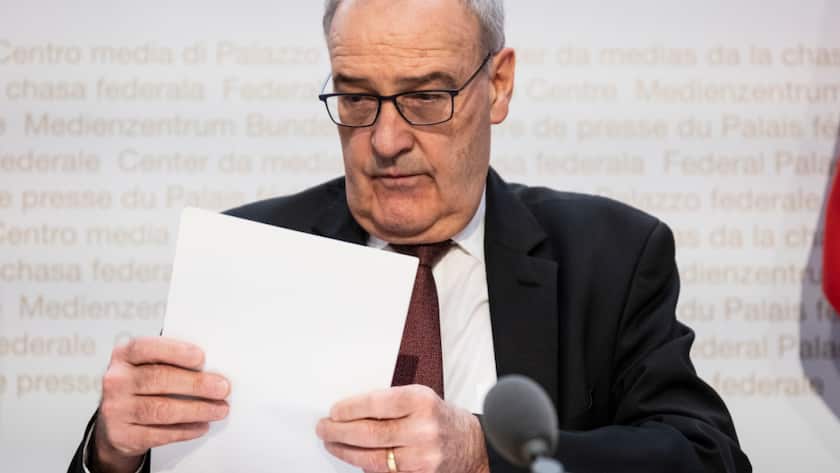 Wann der neue Zollsatz von 15 Prozent gelten soll, ist noch unklar, wie Wirtschaftsminister Guy Parmelin zum Schweizer Radio und Fernsehen (SRF) sagte.