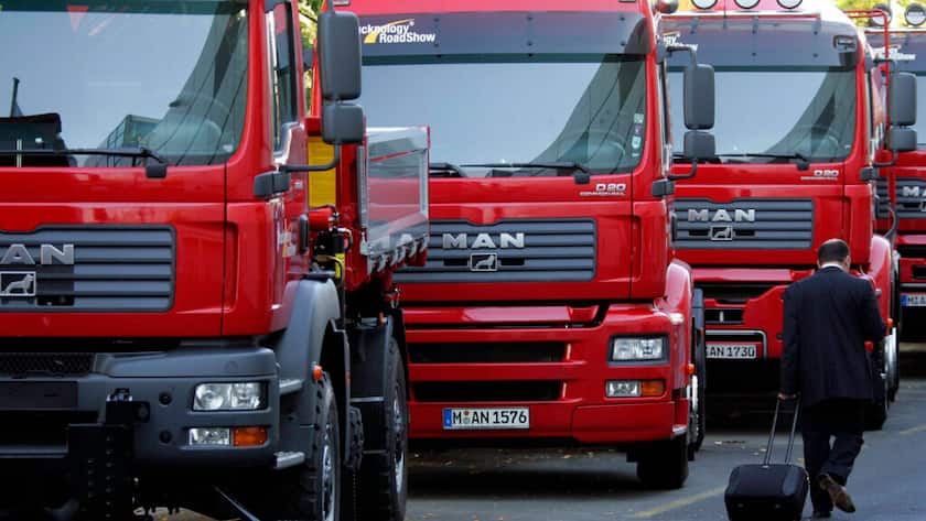 Lastwagen- und Bushersteller MAN will in Deutschland rund 2300 Stellen abbauen (Archivbild)