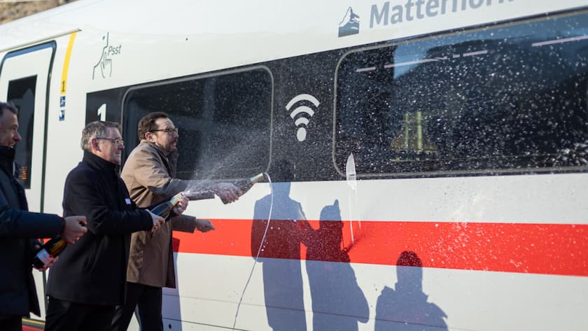 Der neue ICE ist am Samstag auf den Namen "Matterhorn" getauft worden.