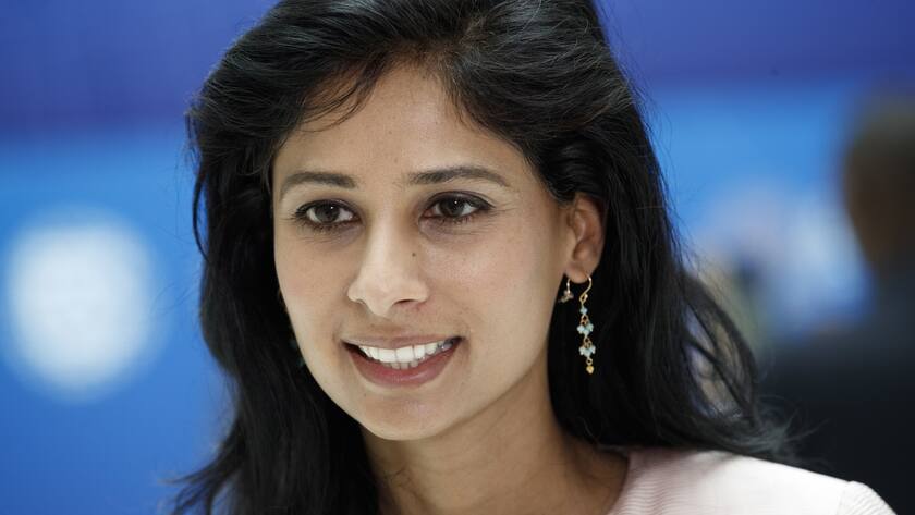 epa07494314 Chief Economist  at the IMF Gita Gopinath responds to a question during an interview at the IMF headquarters in Washington, DC, USA, 09 April 2019. International Monetary Fund World Bank Group Spring Meetings run 09-13 April 2019. EPA/SHAWN THEW