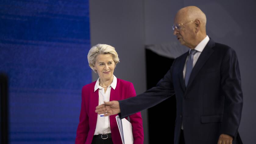 Am WEF 2022 Ursula von der Leyen und Klaus Schwab.