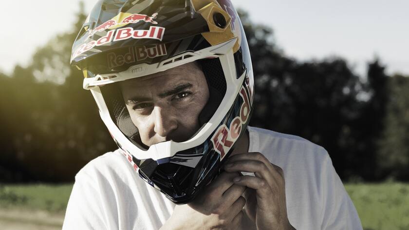 Mat Rebeaud: Der FMX-Fahrer will mit dem Elektromotorrad seinen Sport und seien Karriere vorantreiben.