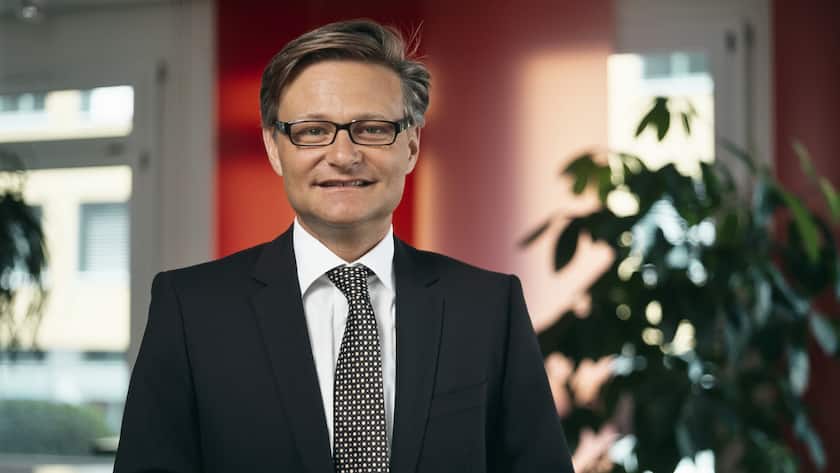 Mario Irminger, CEO of Denner, pictured on June 6, 2012, at Denner headquarters in Zurich, Switzerland. (KEYSTONE/Gaetan Bally)Mario Irminger, CEO von Denner, aufgenommen am 6. Juni 2012 am Hauptsitz von Denner in Zuerich. (KEYSTONE/Gaetan Bally)