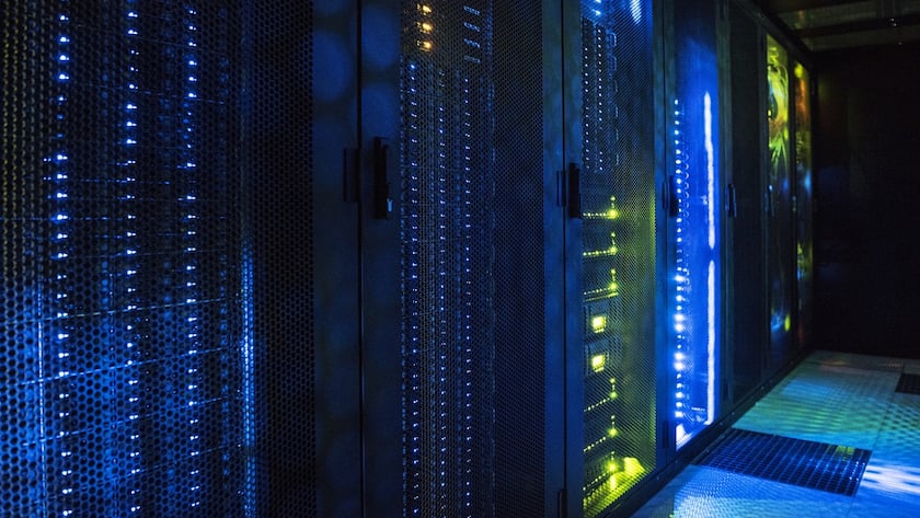 Cyberversicherungen - das müssen Sie wissen Racks in a data center in Glattbrugg, Canton of Zurich, Switzerland, on July 20, 2017. (KEYSTONE/Christian Beutler)Racks aufgenommen am 20. Juli 2017 in einem Rechenzentrum in Glattbrugg, Kanton Zuerich. (KEYSTONE/Christian Beutler)