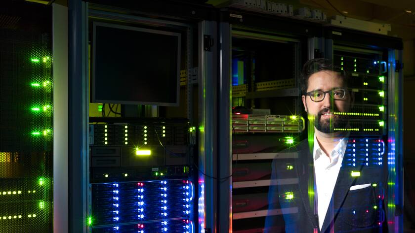 Luzius Meisser, founder of the Bitcoin Association Switzerland, portrayed in a server room in Zurich, Switzerland, on March 13, 2018. (KEYSTONE/Gaetan Bally)Luzius Meisser, Gruender der Bitcoin Association Switzerland, portraitiert am 13. Maerz 2018 in einem Serverraum in Zuerich. (KEYSTONE/Gaetan Bally)