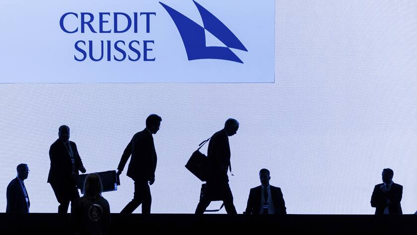 Investoren und CS-Mitarbeitende wollen die Abschreibung der AT1-Anleihen nicht hinnehmen.