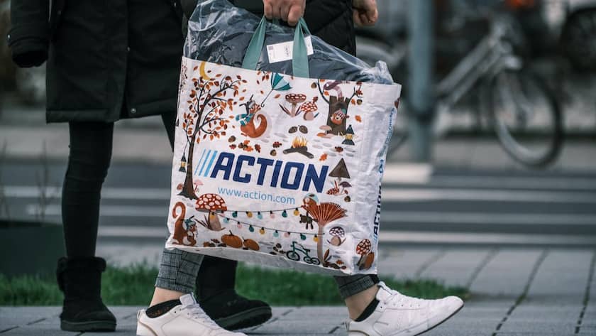 Nonfood-Discounter Action: Schweizer Markeintritt wird konkreter