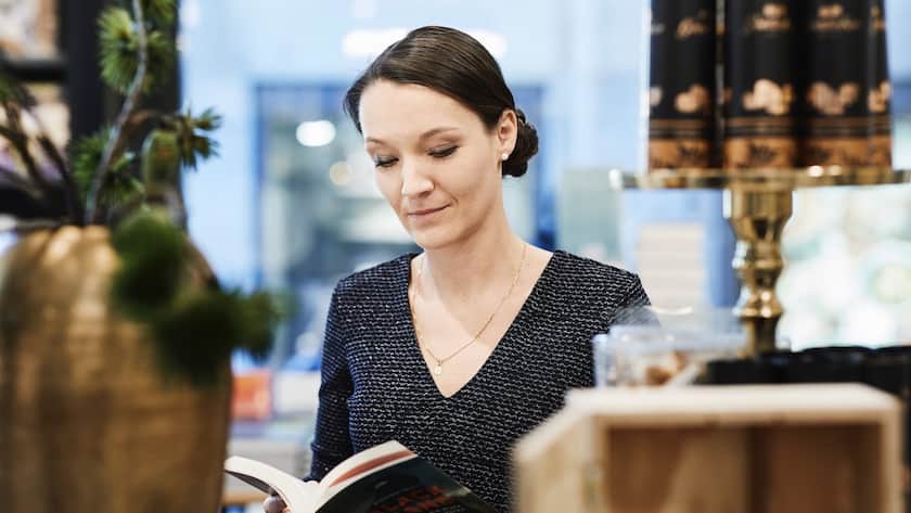 simona pfister orell fuessli