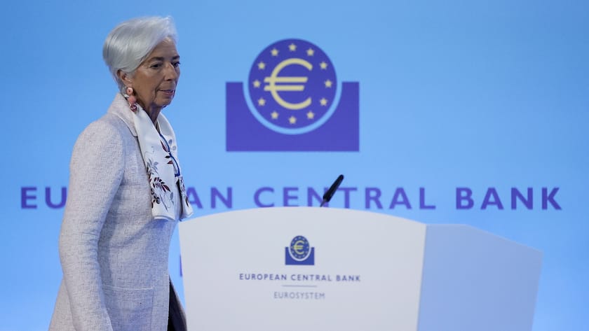 EZB-Chefin Christine Lagarde steht vor einer schwierigen Entscheidung.