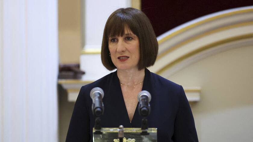 Die britische Finanzministerin Rachel Reeves kündigt weitreichende Reformen im Rentensystem an.