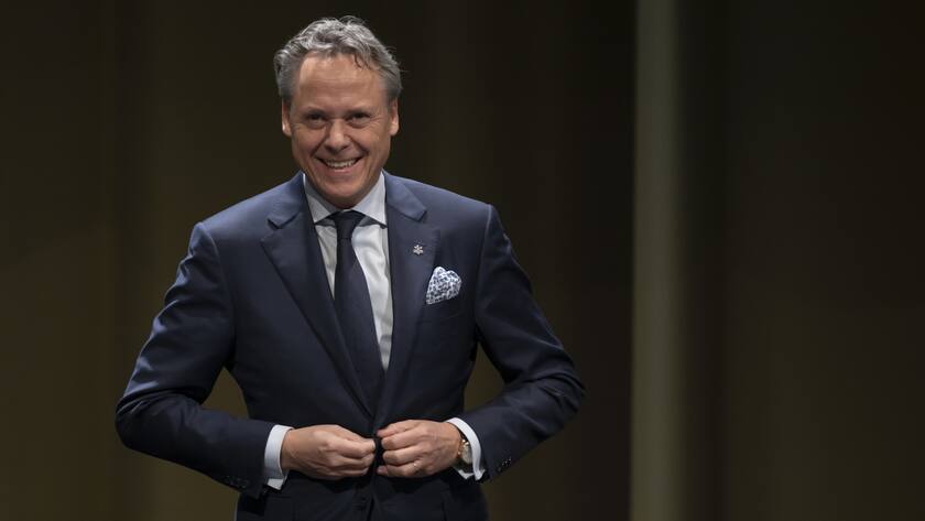 Ralph Hamers, Chief Executive Officer of Swiss Bank UBS,.leaves the stage after the general assembly of the UBS in Basel, Switzerland, on Wednesday, April 5, 2023. (KEYSTONE/Georgios Kefalas)