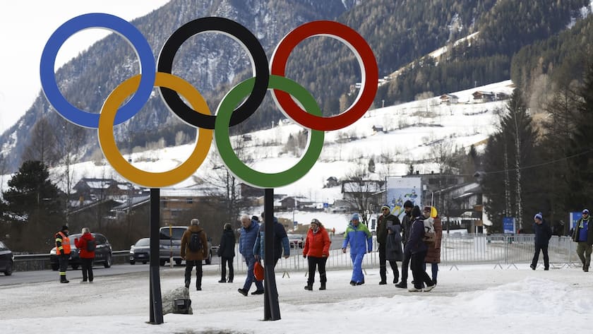 Die olympischen Ringe in der Nähe von Anterselva, wo die Biathlon-Wettkämpfe ausgetragen werden.