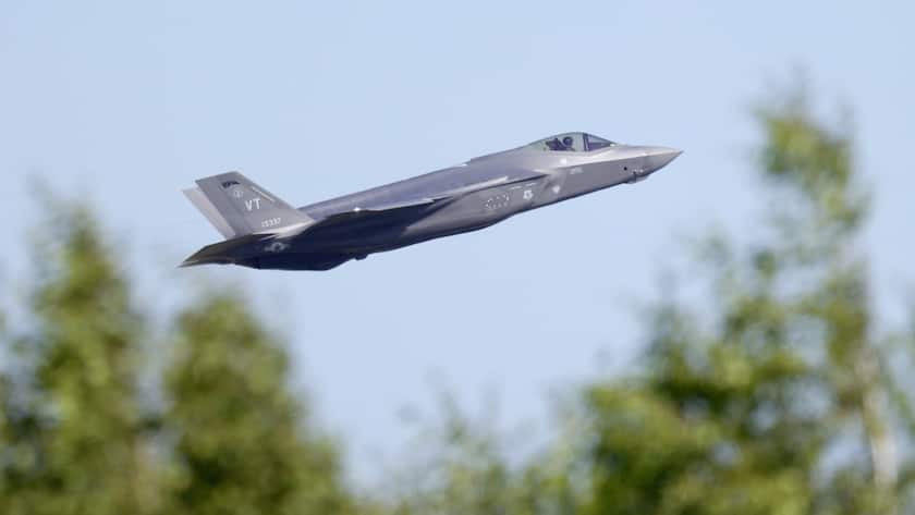 A US Combat fighter F-35 is airborne during the 'Air Defender 2023' exercise at the US airbase in Spangdahlem, Germany, 14 June 2023.