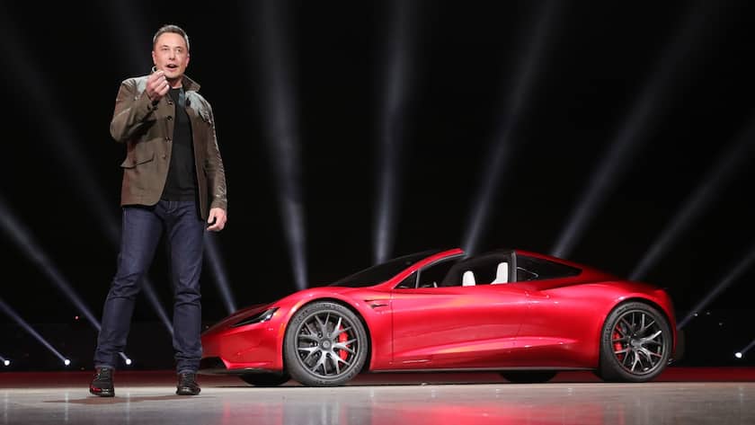 Musk stellte den Roadster 2017 vor: Er hätte drei Jahre später auf den Markt kommen sollen.
