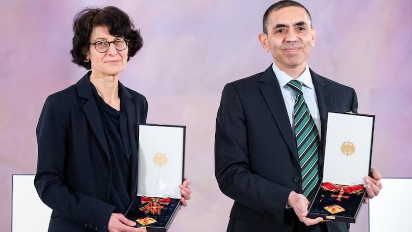 DEUTSCHLAND CORONAVIRUS BUNDESVERDIENSTKREUZ FORSCHER