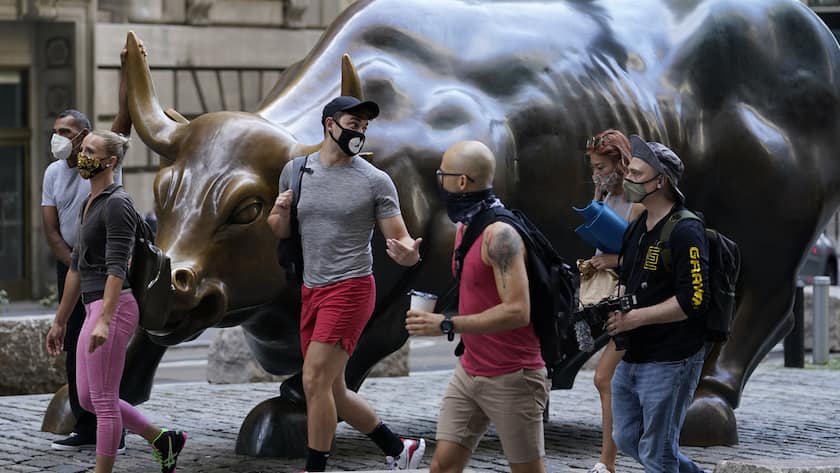 FINANCIAL MARKETS WALL STREET