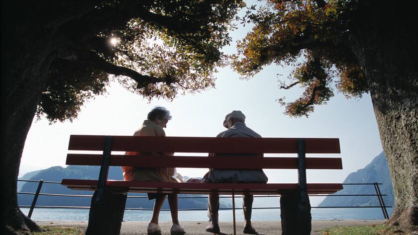 Ein Rentnerpaar in der Schweiz: Die Pensionskassen sind wichtig für die finanzielle Sicherheit im Alter.