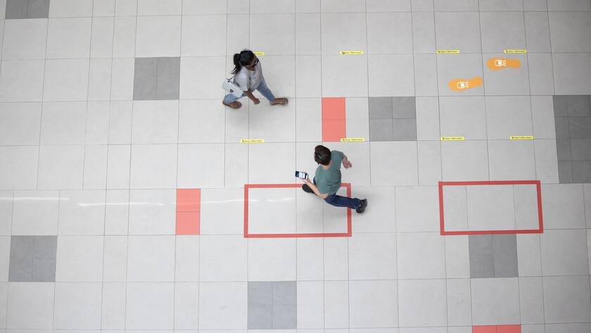 «Job-Shifting»: Detailhändler planen neue Austausch-Formen epa08376675 Shopping Center Shopping Mall