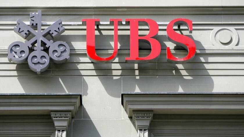 Das Logo einer UBS Filiale