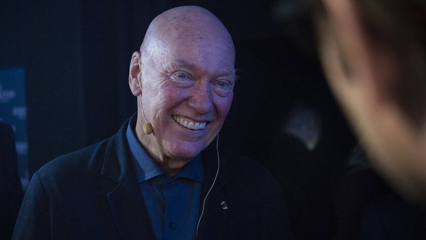 Jean-Claude Biver repond aux questions des journalistes lors de la conference de presse qui presente le projet qui reinvente la montre mecanique et son principe de fonctionnement ce jeudi 14 septembre 2017 au Locle chez Zenith (KEYSTONE/Stefan Meyer) ..
