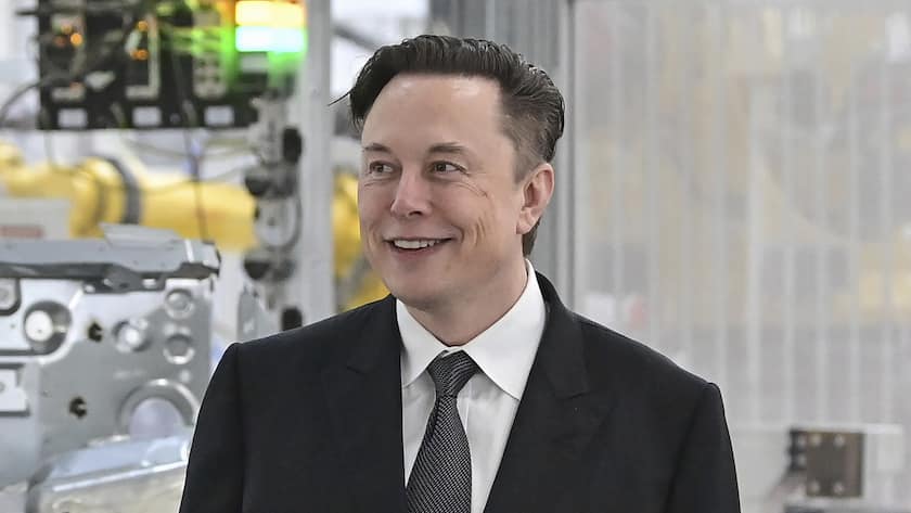 FILE - Tesla CEO Elon Musk attends the opening of the Tesla factory Berlin Brandenburg in Gruenheide, Germany, March 22, 2022. Peiter âÄœMudgeâÄ Zatko, the Twitter whistleblower who is warning of security flaws, privacy threats and lax controls at the social platform, will take his case to Congress on Tuesday, Sept. 13, 2022. Also on Tuesday, TwitterâÄ™s shareholders are scheduled to vote on the companyâÄ™s pending buyout by Musk. (Patrick Pleul/Pool Photo via AP, File)