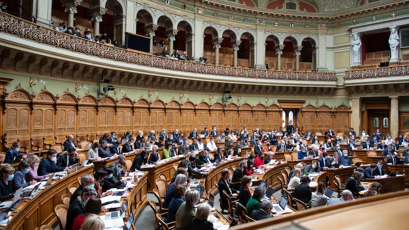 SCHWEIZ SESSION NATIONALRAT