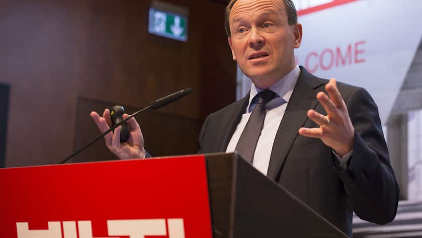 Christoph Loos, CEO Hilti, referiert anlaesslich der Bilanzmedienkonferenz von Hilti, am Freitag, 10. Maerz 2017, in Zuerich. (KEYSTONE/Thomas Delley)....