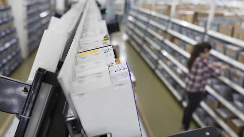 Pharmaceuticals storage at the logistics center of the mail-order pharmacy Zur Rose in Frauenfeld, Canton of Thurgau, Switzerland, on November 17, 2016. The mail-order pharmacy Zur Rose sends pharmaceuticals to physicians and directly to individual customers when prescriptions are produced. (KEYSTONE/Gaetan Bally)