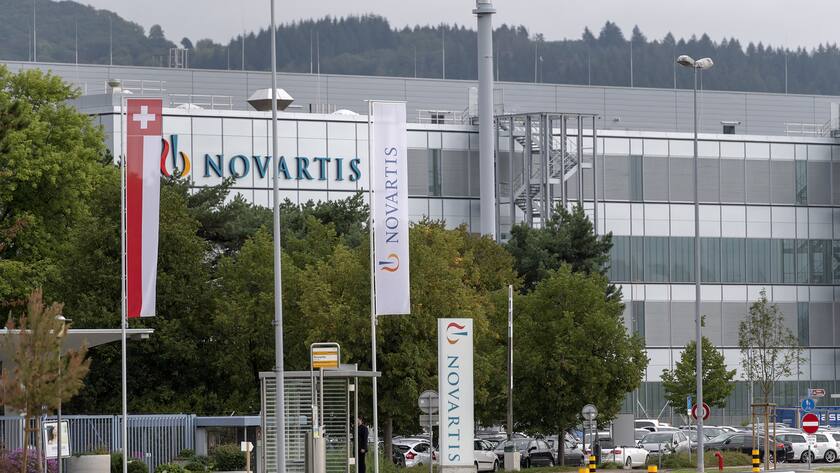 ARCHIVBILD ZUR MELDUNG, DASS SICH NOVARTIS VON ROCHE-ANTEILEN TRENNT --- Ein Produktionswerk von Novartis in Stein, am Montag, 3. September 2018. (KEYSTONE/Georgios Kefalas)