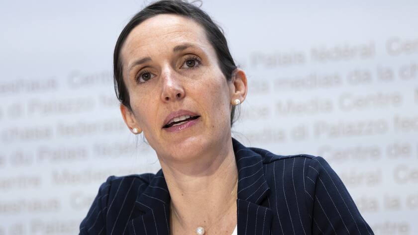 Tanja Stadler, Praesidentin National COVID-19 Science Task Force, spricht waehrend einer Medienkonferenz zur aktuellen Situation des Coronavirus, am Dienstag, 22. Maerz 2022 in Bern. (KEYSTONE/Peter Klaunzer)