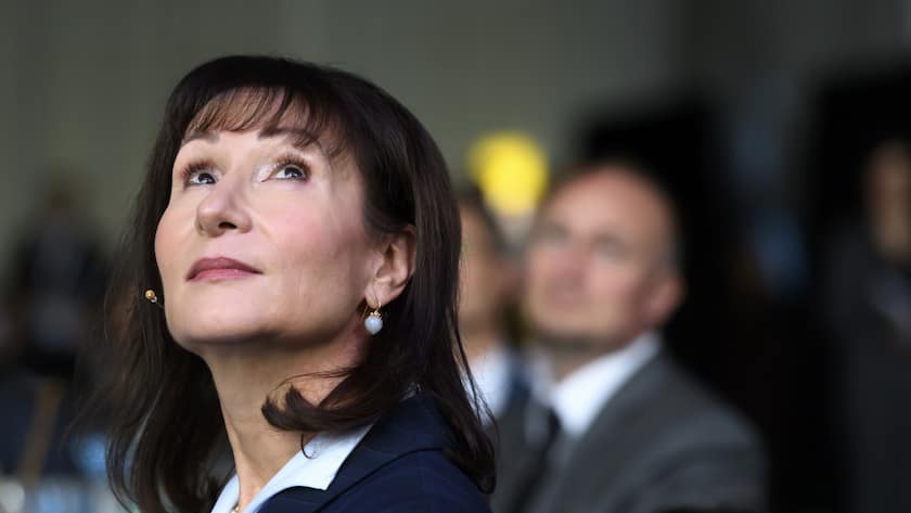 Suzanne Thoma, CEO BKW, pictured during the official shutdown of the Muehleberg nuclear power plant after 47 years of operation, on Friday, 20 December 2019, in Muehleberg, Switzerland. The removal of the nuclear power plant will last till 2034. (KEYSTONE/Anthony Anex)
