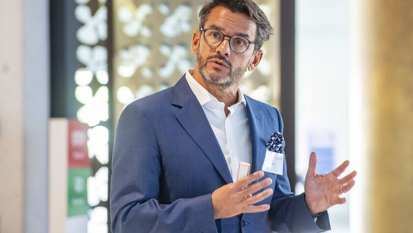 Der langjährige Credit-Suisse-Manager Serge Fehr tritt zurück.