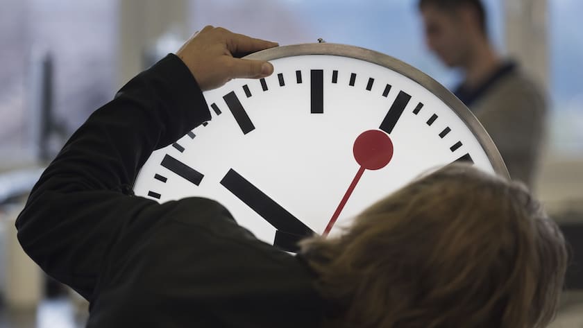 SBB-Uhr: Die SBB hat die Post beim Umsatz überholt