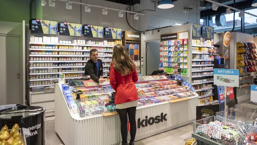 Valora betreibt unter anderem die k Kiosk Filialen, aber auch andere Läden und Gastronomieangebote.