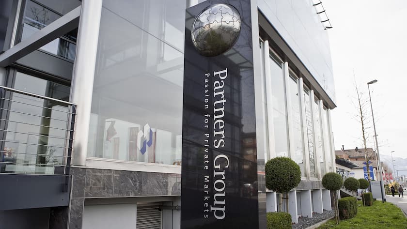 Partners Group hat im ersten Halbjahr einen Ertrags- und somit auch einen Gewinneinbruch erlitten.