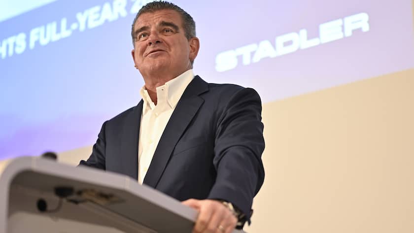 Verwaltungsratspraesident und Group CEO ad interim Peter Spuhler an der Bilanzmedienkonferenz der Stadler Rail, am Dienstag, 15. Maerz 2022, in Bussnang. (KEYSTONE/Gian Ehrenzeller)