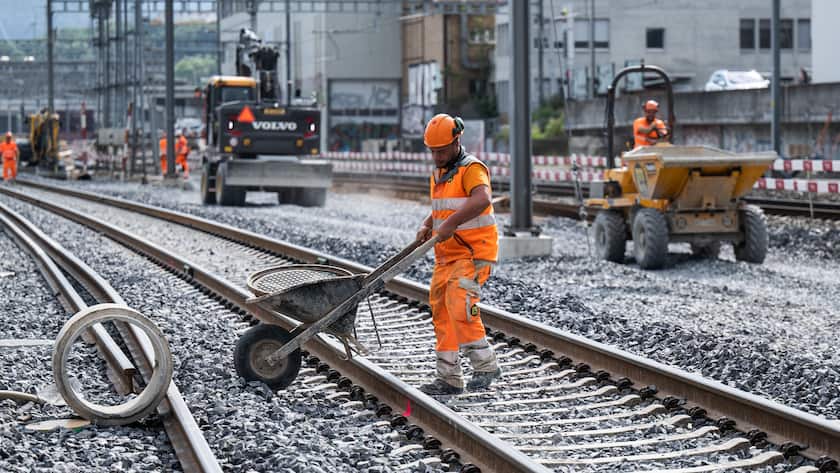 Sicht auf die Baustelle Entflechtung Wylerfeld, am Donnerstag, 16. Juni 2022, in Bern. Die SBB nimmt diesen Herbst die «Entflechtung Wylerfeld» nach ueber sechseinhalb Jahren Bauzeit in Betrieb. (KEYSTONE/Peter Schneider)