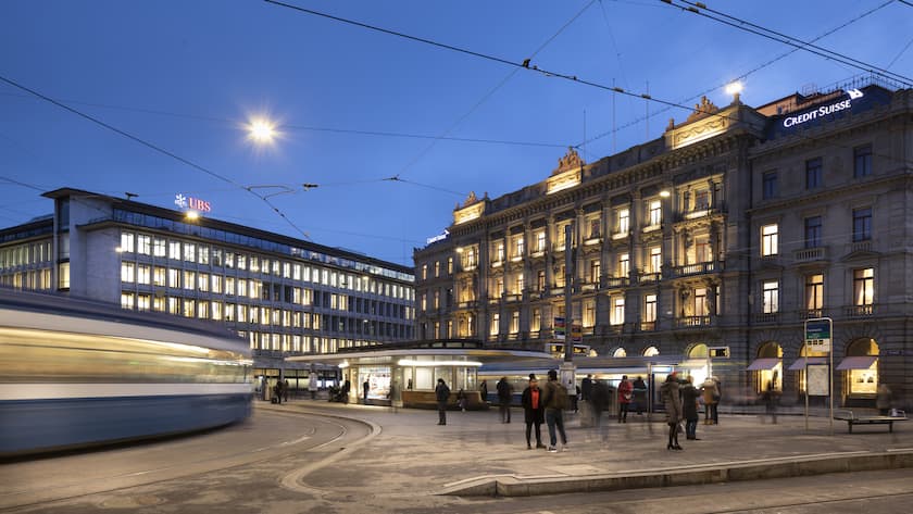 Paradeplatz square with the tram stop "Paradeplatz and the headquarters of the two Swiss banks UBS, left, and Credit Suisse, right, in Zurich, Switzerland, on February 4, 2019. (KEYSTONE/Gaetan Bally)Der Paradeplatz mit Tramstation "Paradeplatz und dem Hauptsitz der Schweizer Grossbanken UBS, links, und Credit Suisse, rechts, am 4. Februar 2019 in Zuerich. (KEYSTONE/Gaetan Bally)