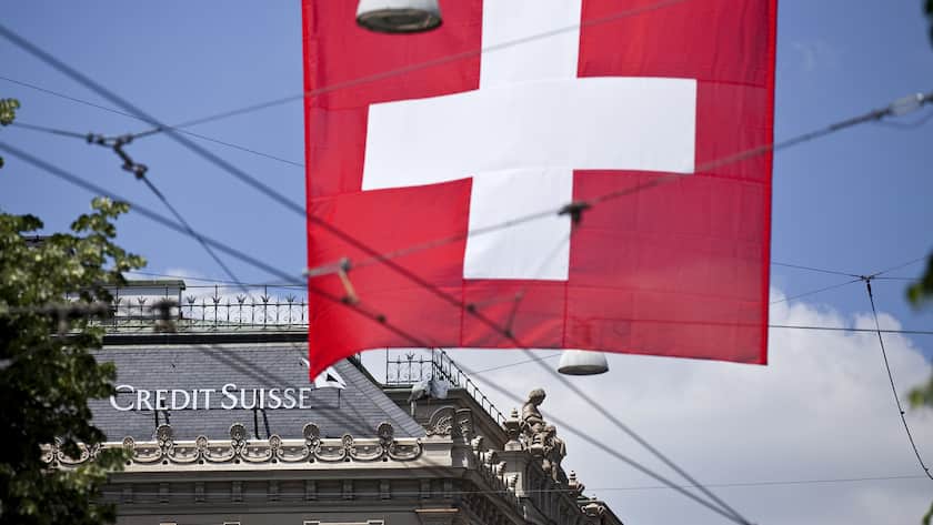 Headquarters of Credit Suisse bank in Paradeplatz square in Zurich, Switzerland, pictured on June 4, 2010. (KEYSTONE/Gaetan Bally)Der Hauptsitz der Bank Credit Suisse am Paradeplatz in Zuerich, aufgenommen am 4. Juni 2010. (KEYSTONE/Gaetan Bally)