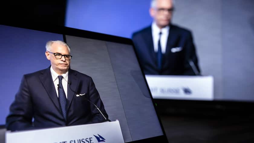 CEO Ulrich Körner muss erklären, wie es mit der Credit Suisse nach dem Megaverlust weitergeht.