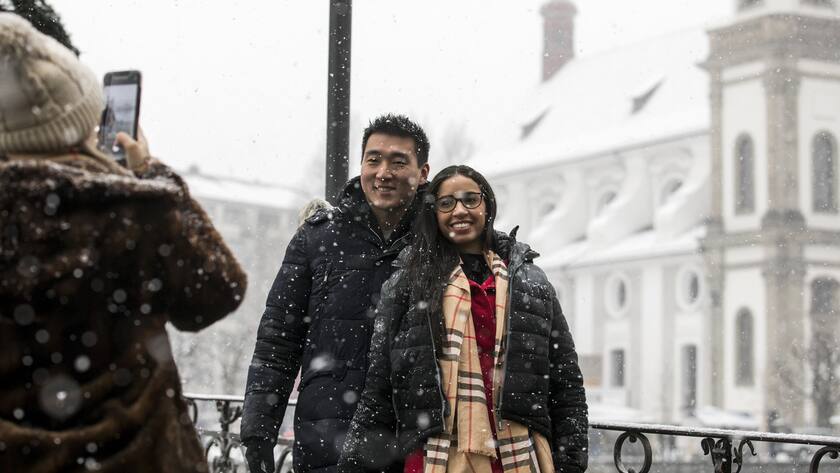 Touristen in Luzern: Familien und Gäste mit kleinem Budget können kaum mehr in der Stadt übernachten.