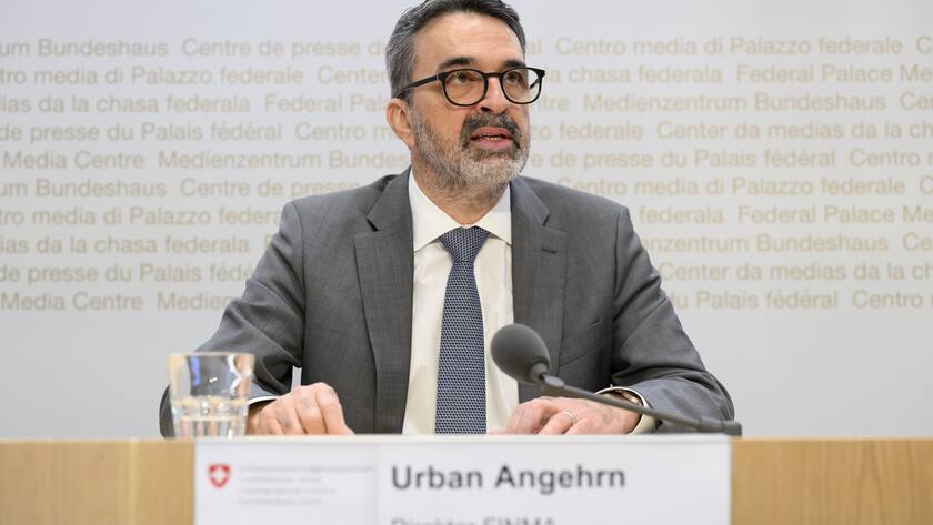 Urban Angehrn, Direktor FINMA, spricht waehrend der Jahresmedienkonferenz der Eidgenoessischen Finanzmarktaufsicht FINMA, am MIttwoch, 5. April 2022 in Bern. (KEYSTONE/Anthony Anex)