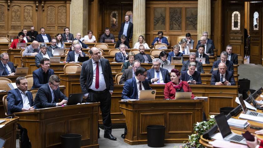 Die Mitglieder der SVP Fraktion um Mauro Tuena.