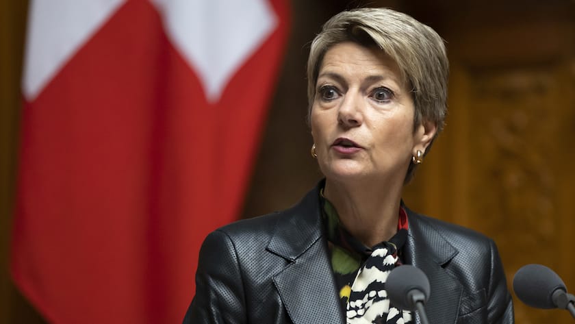 Finanzministerin Karin Keller-Sutter und der Bundesrat sind nach der Finanzspritze für die CS gefragt.