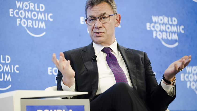 Pfizer-Chef Albert Bourla geht mit der 43 Milliarden Dollar teuren Übernahme von Seagen eine grosse Wette ein.