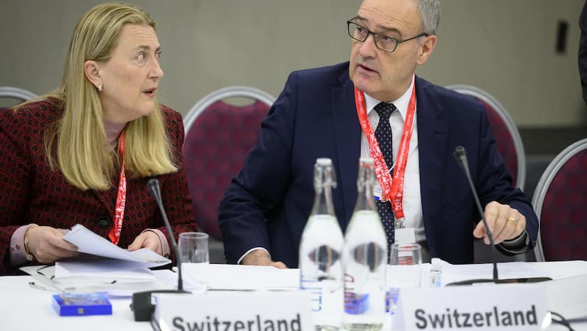 Helene Budliger Artieda und Guy Parmelin