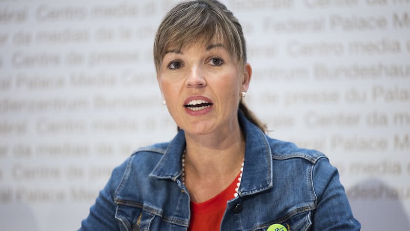 Diana Gutjahr, Nationalraetin SVP-TG, spricht waehrend einer Medienkonferenz zur AHV-Reform AHV 21, am Freitag, 26. August 2022 in Bern. Am 25. September kommt die AHV 21 zur Abstimmung. Die AHV-Reform beinhaltet eine Erhoehung des Rentenalters der Frauen von 64 auf 65 Jahre. (KEYSTONE/Peter Klaunzer)