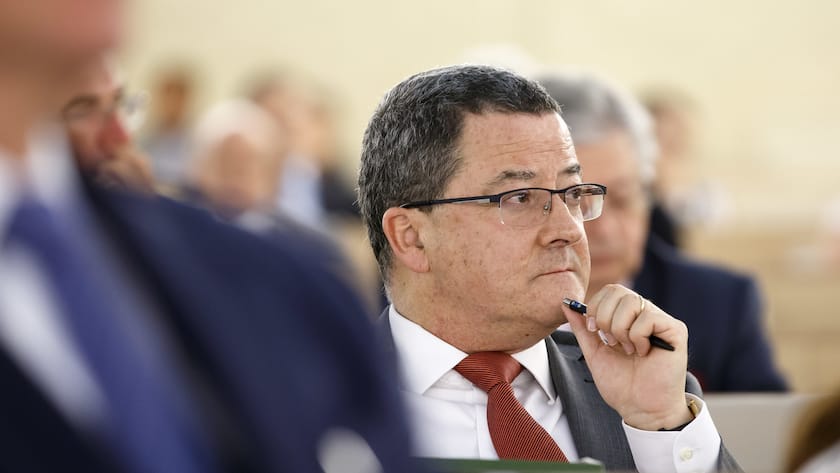 Yves Rossier, State Secretary of the Swiss Foreign Affairs Department, listens a speech, during the Conference of Ambassadors and Foreign Service of Switzerland, at the European headquarters of the United Nation in Geneva, Switzerland, Monday, August 22, 2016. (KEYSTONE/Salvatore Di Nolfi)