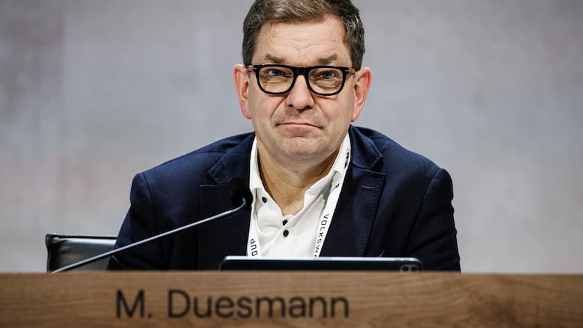 epa10619205 Volkswagen (VW) member of board of management Markus Duesmann looks on during the Annual General Meeting of Volkswagen in Berlin, Germany, 10 May 2023. The 63rd Annual General Meeting 2023 of Volkswagen auto-mobility company takes place on 10 May 2023 at CityCube conference center in Berlin. EPA/CLEMENS BILAN