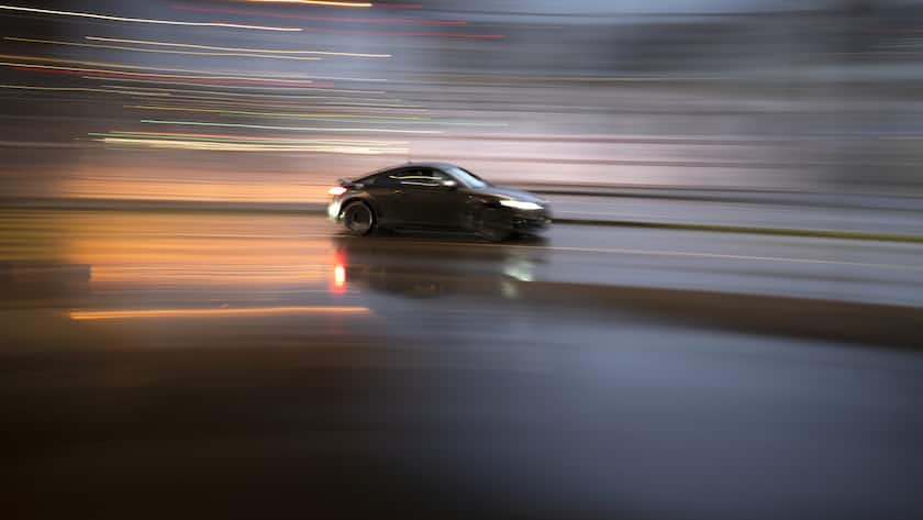 Schweizer Autofahrerinnen und Autofahrer geben ihren Versicherern gute Noten.